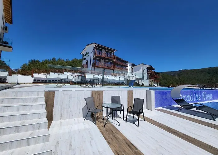 Paradise View Къща за гости 3*