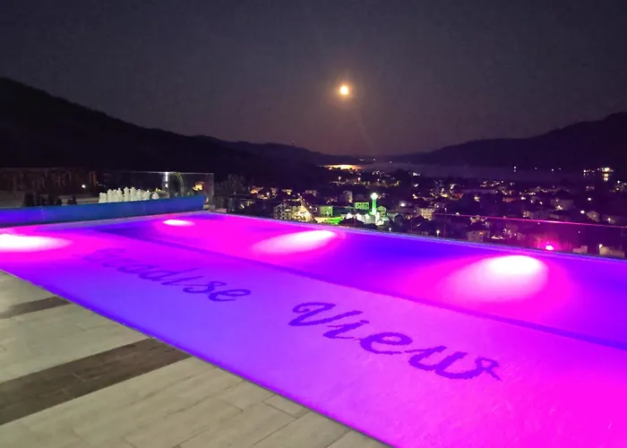 Paradise View Vendégház 3*